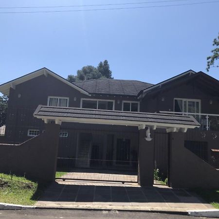 Casa Gramado Vista Para O Vale - Parte Terrea Villa Eksteriør billede